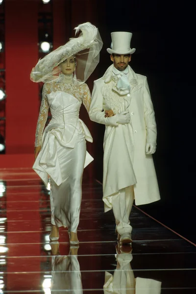 Look 5